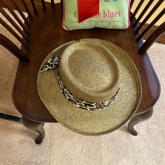 LADIES HAT - Picture 4 of 10